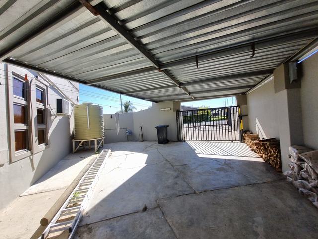 5 Bedroom Property for Sale in Wolseley Western Cape